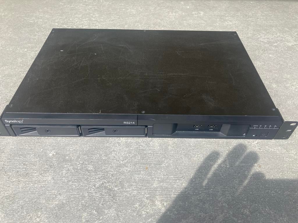 Synology RS214 Rackmount 2-bay NAS met schijven, Computers en Software, NAS, Ophalen of Verzenden, Gebruikt
