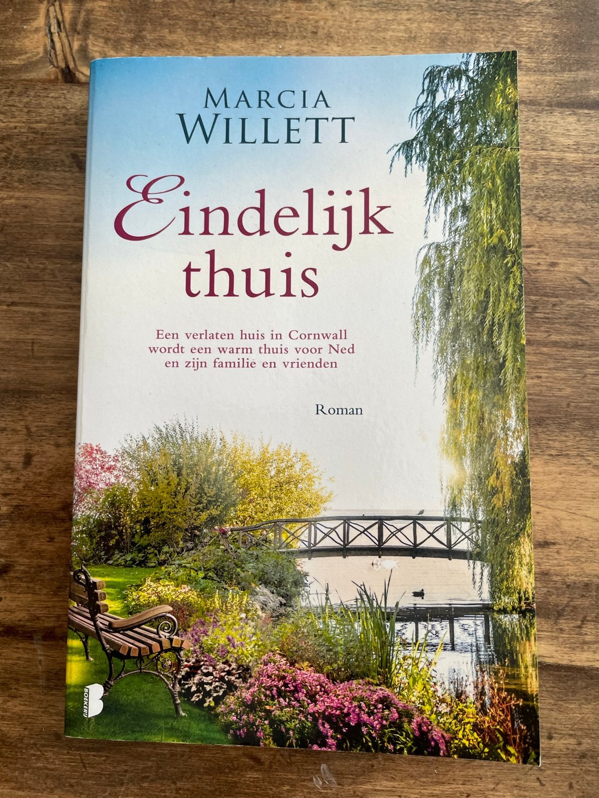 Eindelijk thuis - Marcia Willett (Roman), Ophalen of Verzenden, Zo goed als nieuw, Nederland