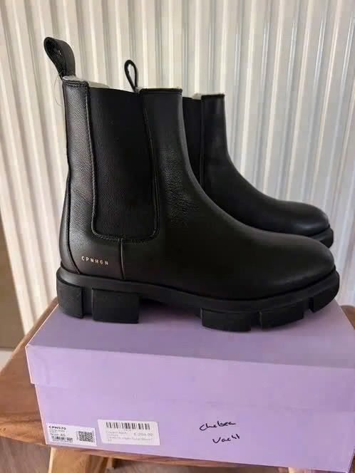 nieuwe gevoerde zwarte Chelsea boots Copenhagen maat 40, Kleding | Dames, Zwart, Lage of Enkellaarzen, Nieuw, Ophalen of Verzenden