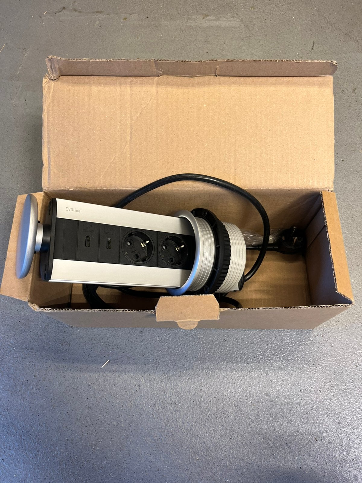 Pop-up inbouw stroompuntEVOline  16A/250V Max 3600W, Doe-het-zelf en Verbouw, Ophalen of Verzenden, Nieuw, Overige typen