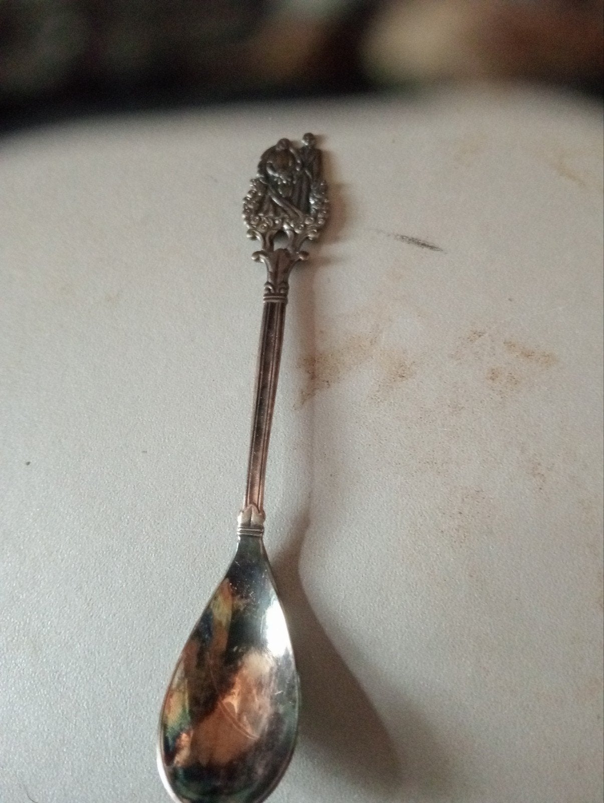 Vintage verzamellepel met bruidspaar motief, Ophalen of Verzenden
