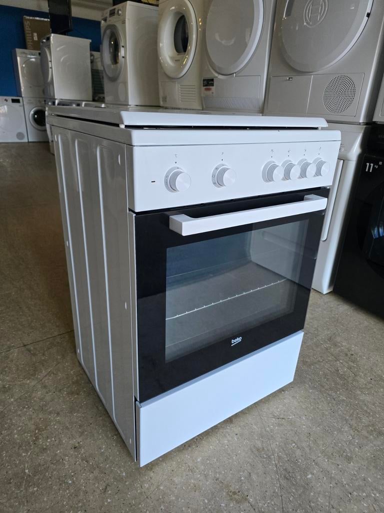 Beko 4 pits gasfornuis | Hete lucht oven | Gratis thuis 🚚✅️, Ophalen, Jirnsum, 60 cm of meer, 4 kookzones
