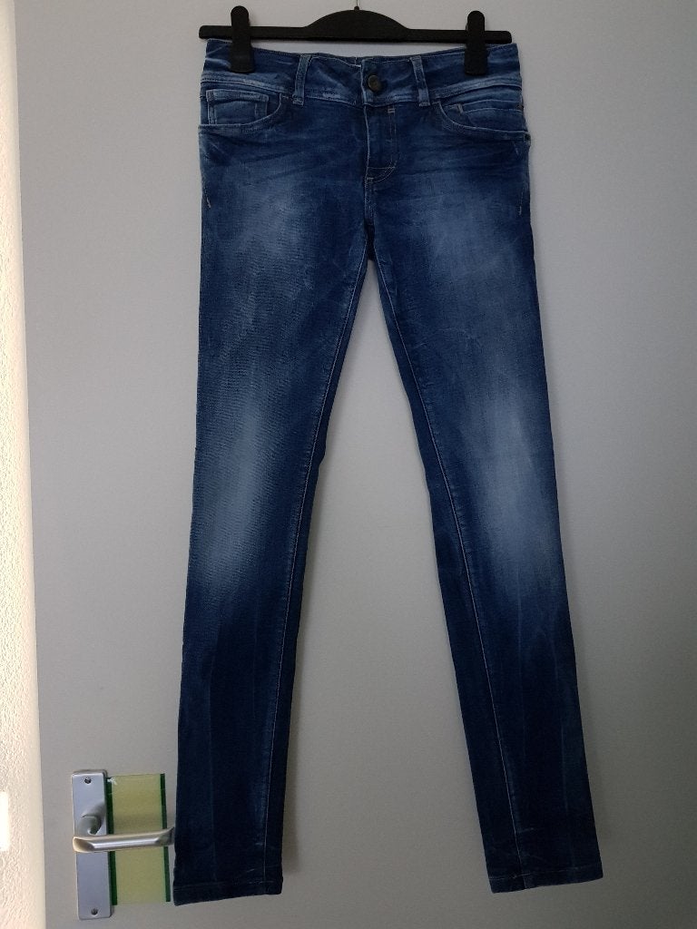Spijkerbroek voor dames -- maat XS / S -- merk Capsize, Blauw, Capsize, Ophalen of Verzenden, Zo goed als nieuw