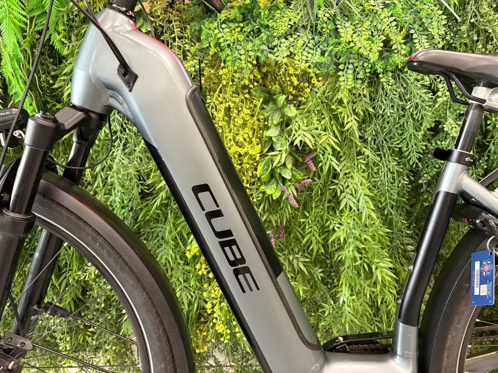 Cube Kathmandu – Bosch Performance CX 85Nm - 625Wh - 48cm, Cube Bikes, Info@cube.eu, Ophalen of Verzenden, Zo goed als nieuw