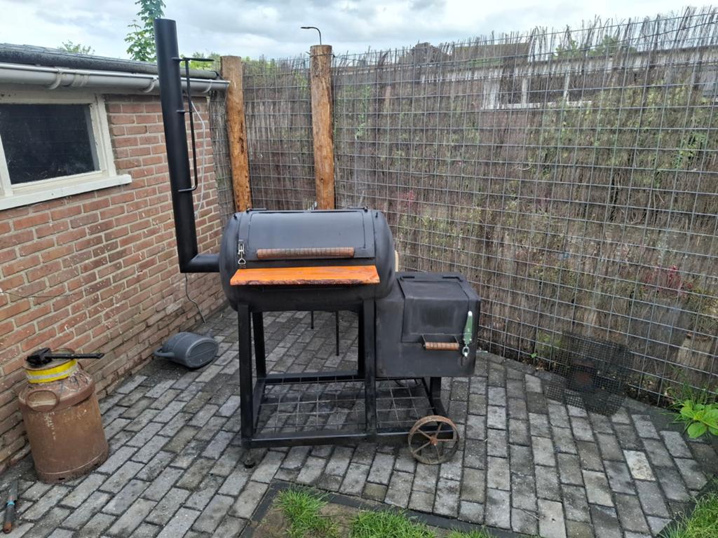 Mooie grote offset smoker met dubbel rooster, Ophalen