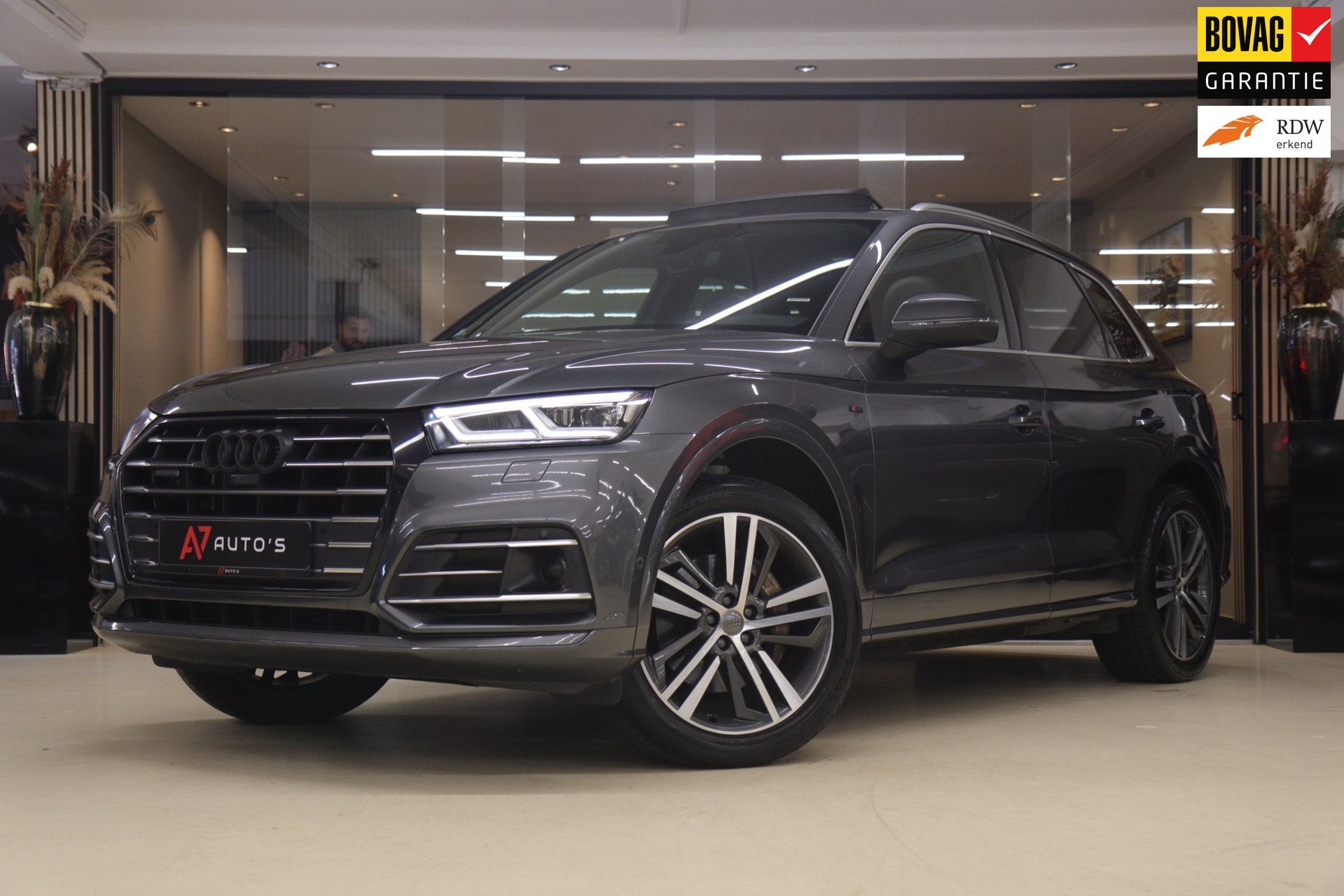 Audi Q5 55 TFSI e quattro Competition/PANO/SFEER/MEM/360CAM/, Automaat, Euro 6, 4 cilinders, Leder en Stof