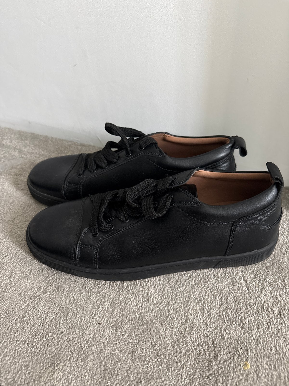 Christian Louboutin sneakers maat 42, Ophalen of Verzenden, Gedragen, Zwart, Sneakers of Gympen