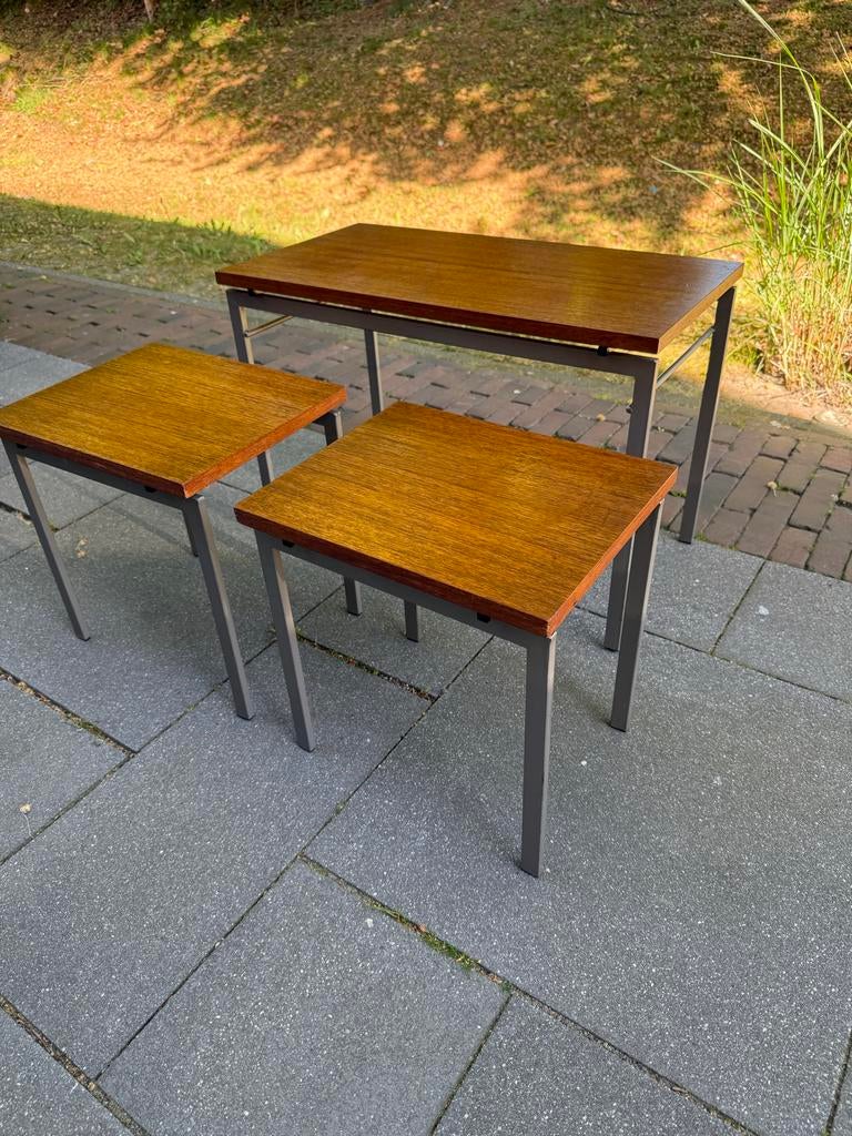 Cees Braakman voor Pastoe bijzettafels / salontafel set, Huis en Inrichting, Ophalen, Minder dan 45 cm, Gebruikt, 55 tot 75 cm