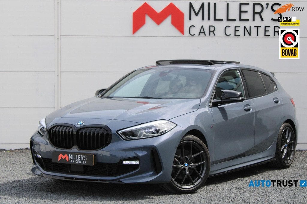 BMW 1-serie 118i M-Sport M-seats Maxton Design NL-Auto BTW, Auto's, Gebruikt, Overige kleuren, Met garantie (alle), Bedrijf