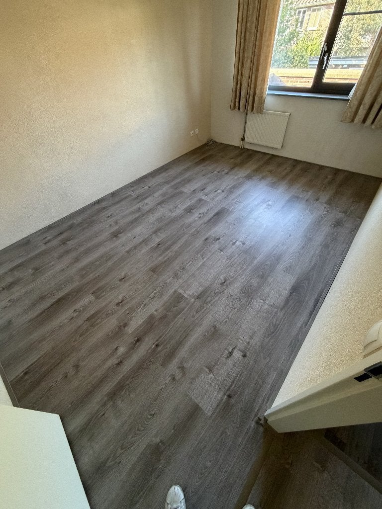 Laminaat grijs eiken  15 m², Huis en Inrichting, Ophalen, Gebruikt, Laminaat grijs eiken, Grijs