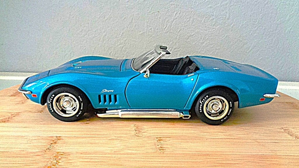 Corvette c3, Hobby en Vrije tijd, Modelauto's | 1:18, Zo goed als nieuw, Auto, Overige merken, Ophalen of Verzenden