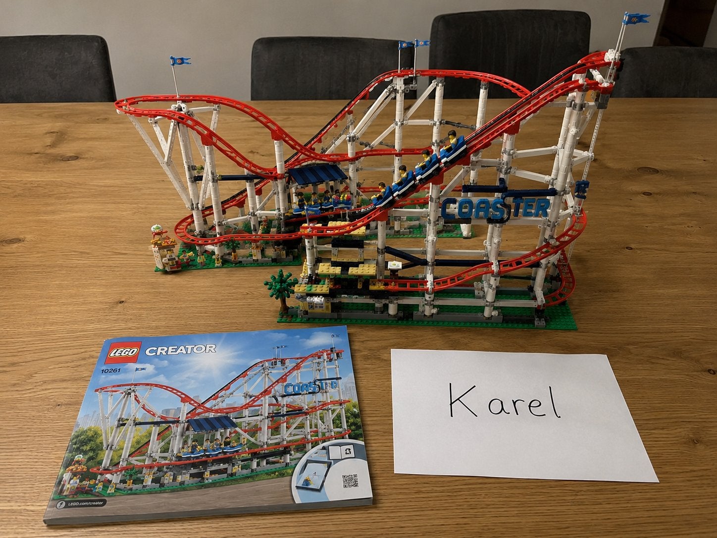 Lego Creator Expert 10261 Achtbaan - Zo goed als nieuw, Kinderen en Baby's, Speelgoed | Duplo en Lego, Lego, Ophalen of Verzenden