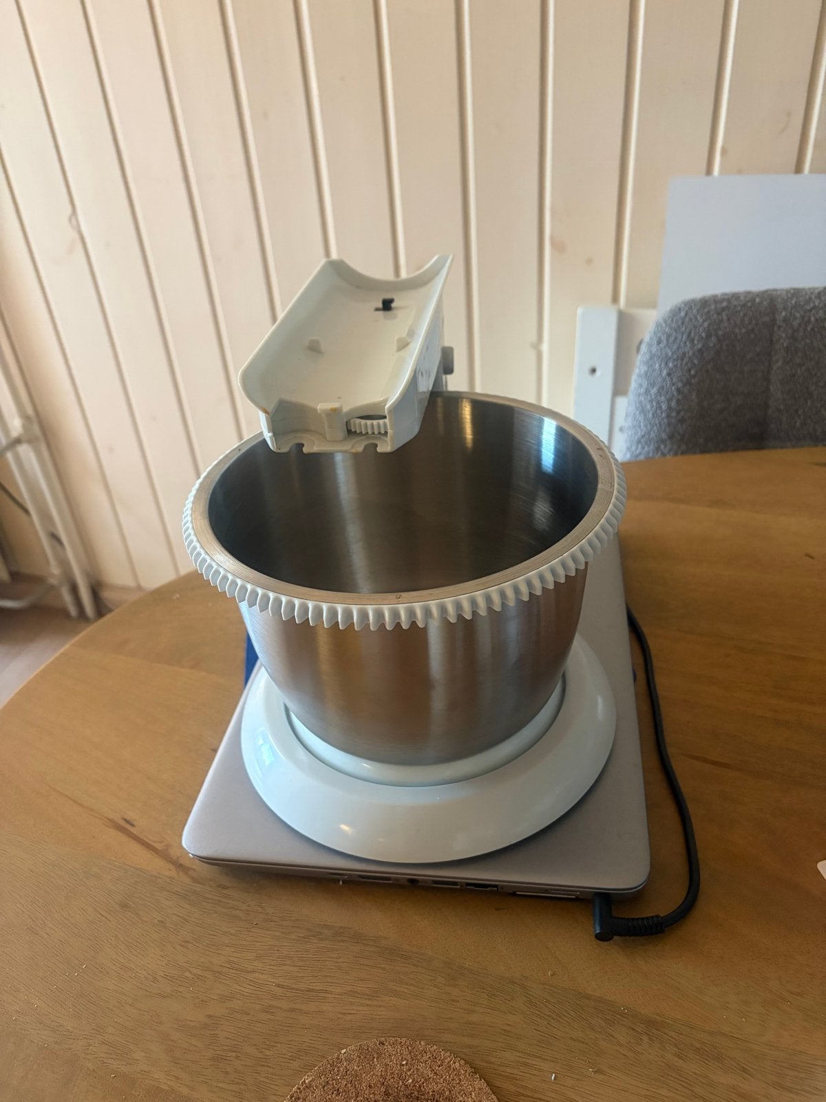 Onderstel medion mixer met RVS kom, Ophalen of Verzenden, Zo goed als nieuw, Vaatwasserbestendig, 3 snelheden of meer