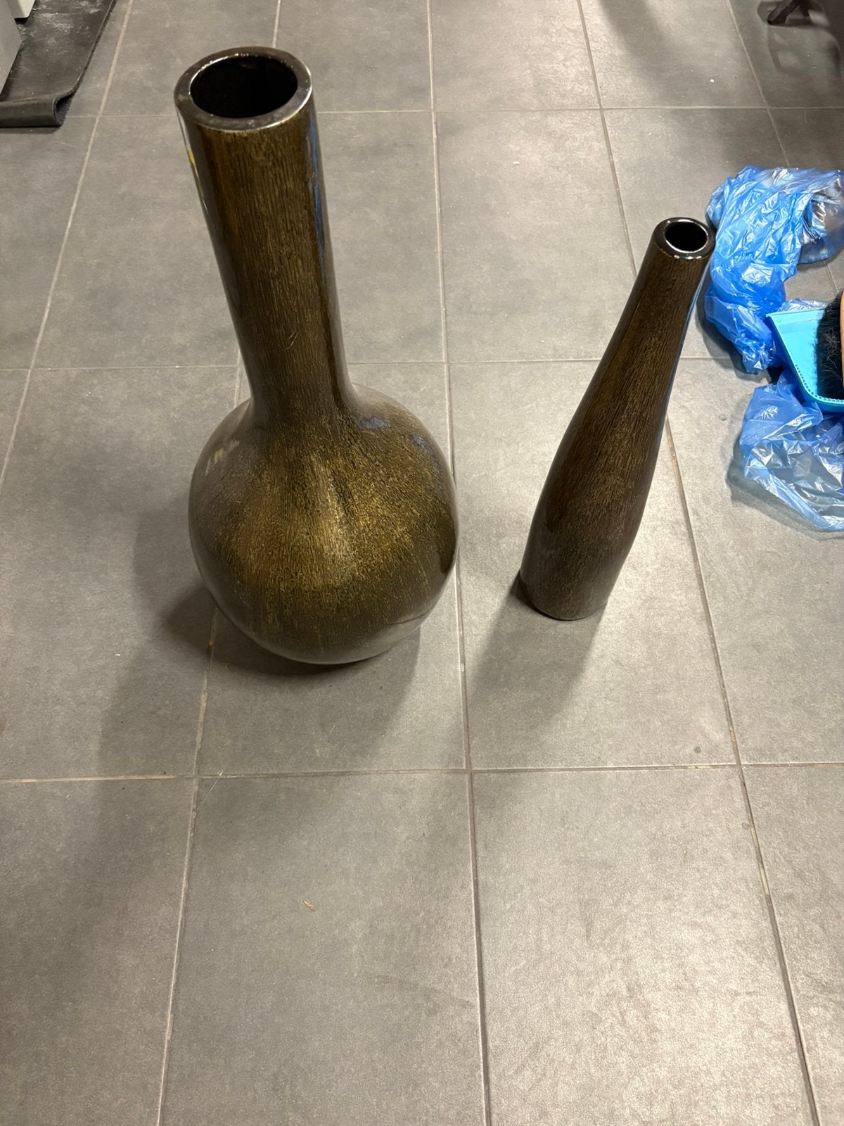 Vaas ( 2 vazen), Ophalen of Verzenden, Zo goed als nieuw, Overige kleuren, Glas