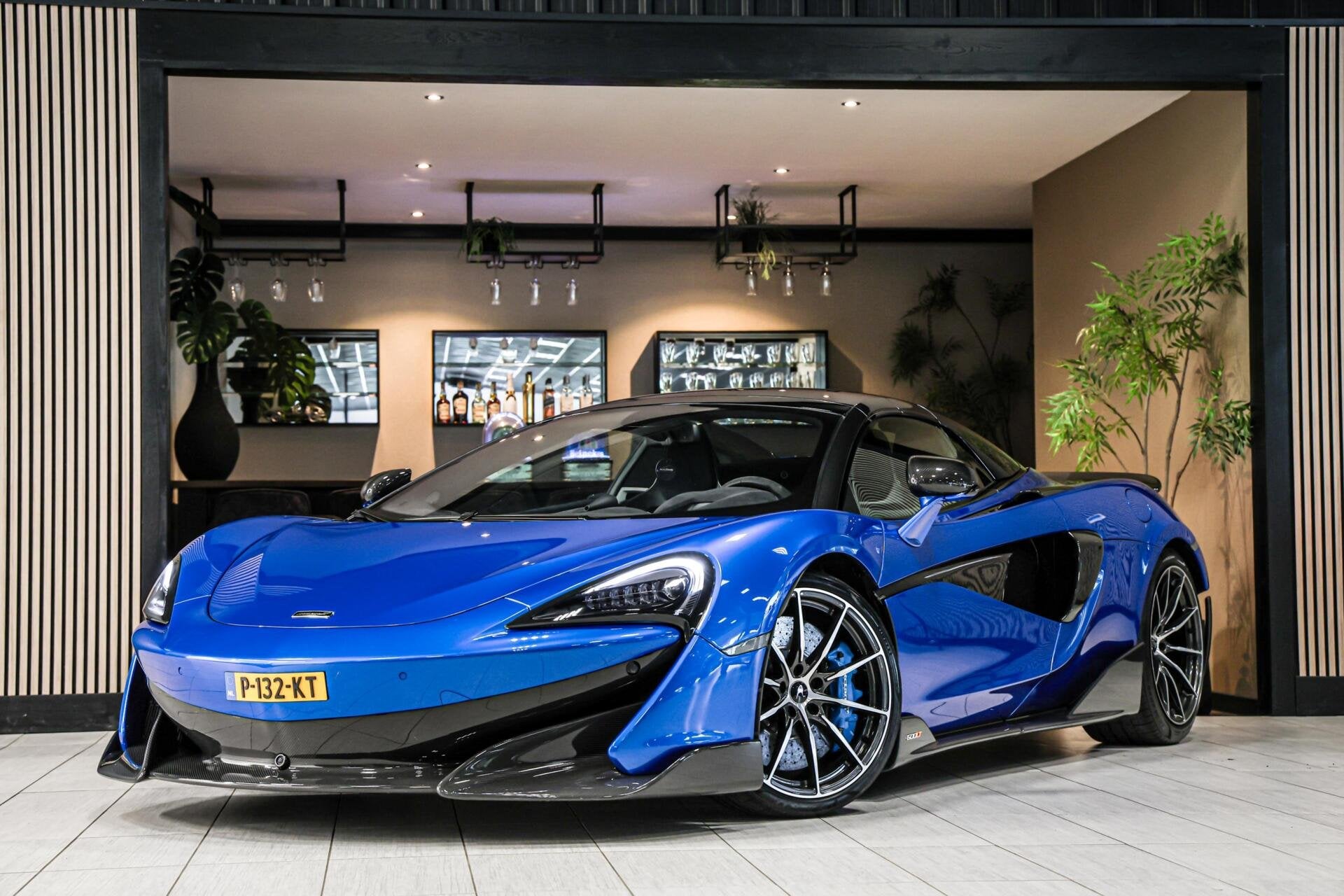 McLaren 600LT Spider 3.8 V8|Senna seats|PPF|Lift|Carbon|B&W, Auto's, Automaat, Dealer onderhouden, Achterwielaandrijving, Gebruikt