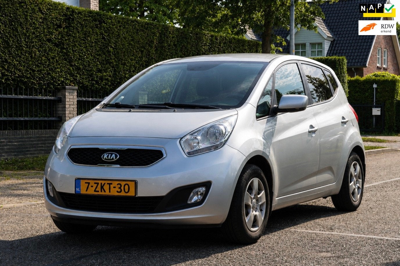 Kia Venga 1.4 CVVT Vibe | PANO | NAVI | CLIMA | CRUISE | MOO, Auto's, Voorwielaandrijving, Euro 5, Gebruikt, 4 cilinders