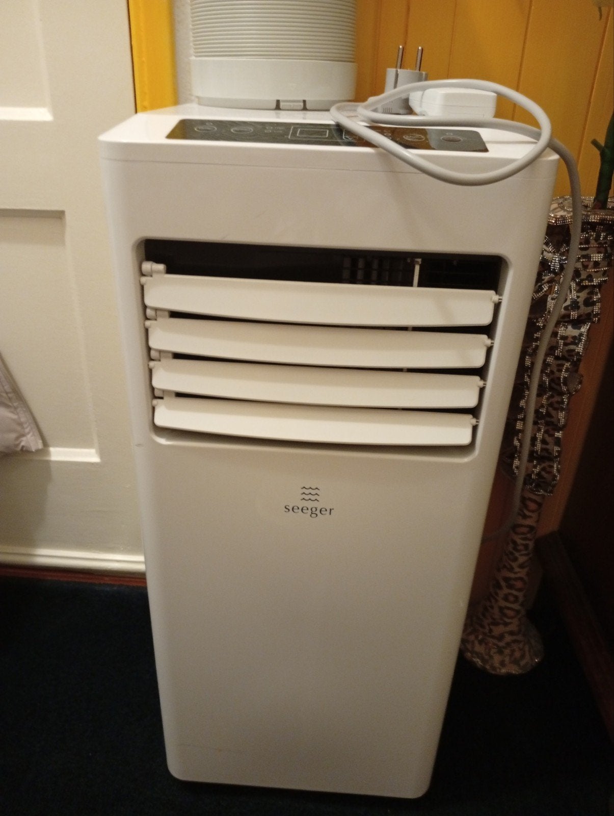 seegers mobiele airco, Ophalen, Minder dan 60 m³, 3 snelheden of meer, Zo goed als nieuw
