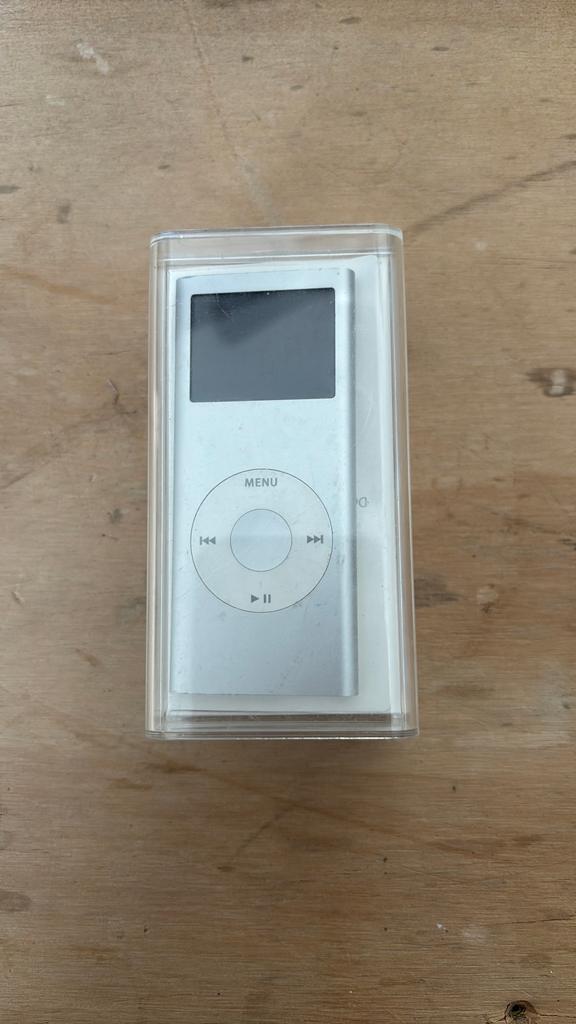 iPod Nano, Gebruikt, Verzenden, Nano, Zilver
