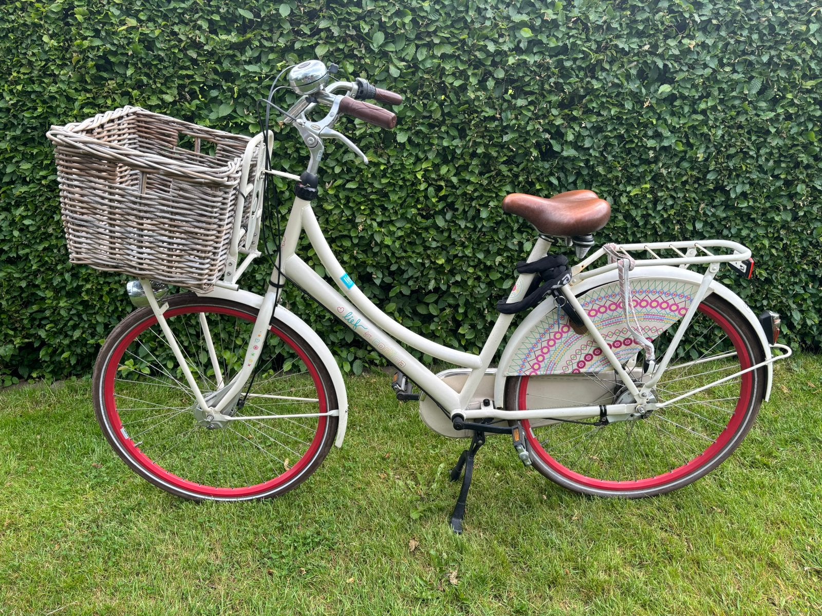 Super leuke Cortina Lief! Mamafiets 57cm - incl.mand en slot, 56 cm of meer, Ophalen, Gebruikt, (Extra) lage instap