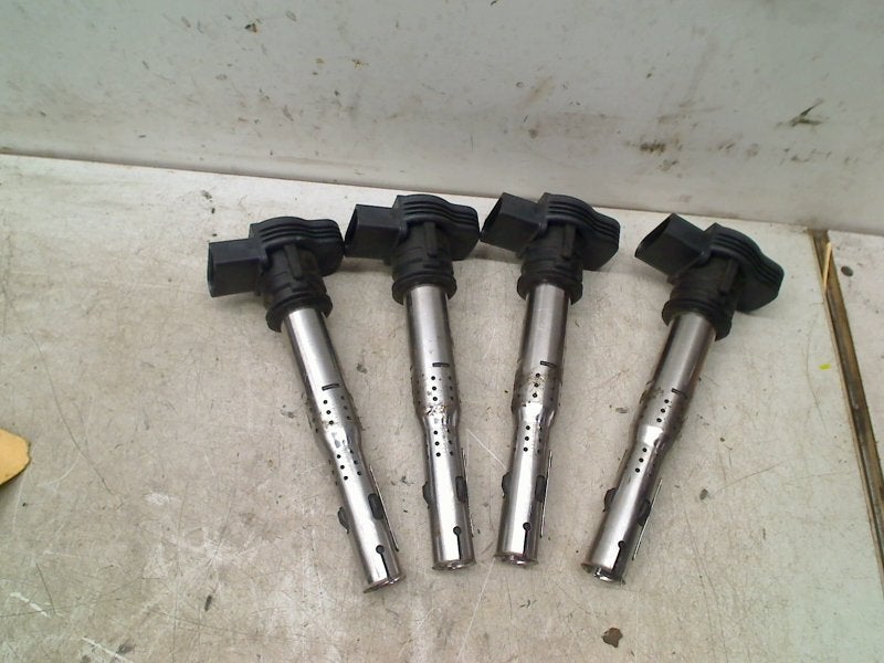 Bobine Bougie Dop set Volkswagen CC (358) 2015 07K905715F, Gebruikt, Volkswagen, Volkswagen AG, Kundenbetreuung@volkswagen.de