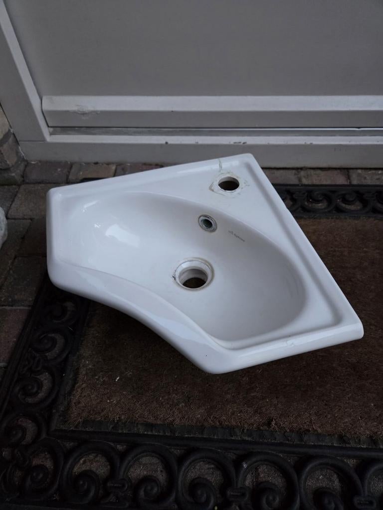 Witte hoekwastafel Sphinx, gebruikt, Doe-het-zelf en Verbouw, Sanitair, Ophalen, Gebruikt, Wastafel