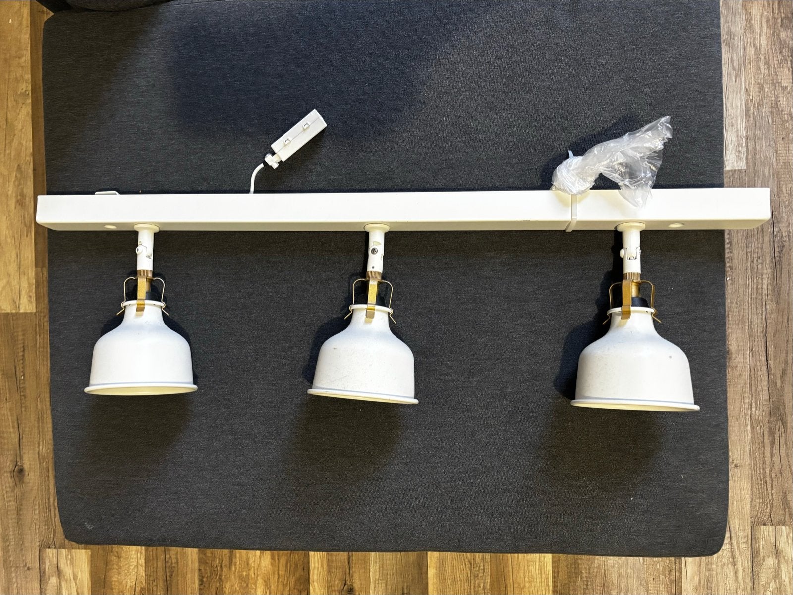IKEA Ranarp spotlight White + 3 IKEA GU10 LED bulbs, Ophalen, Inclusief lichtbron, GU10, Plafondspot