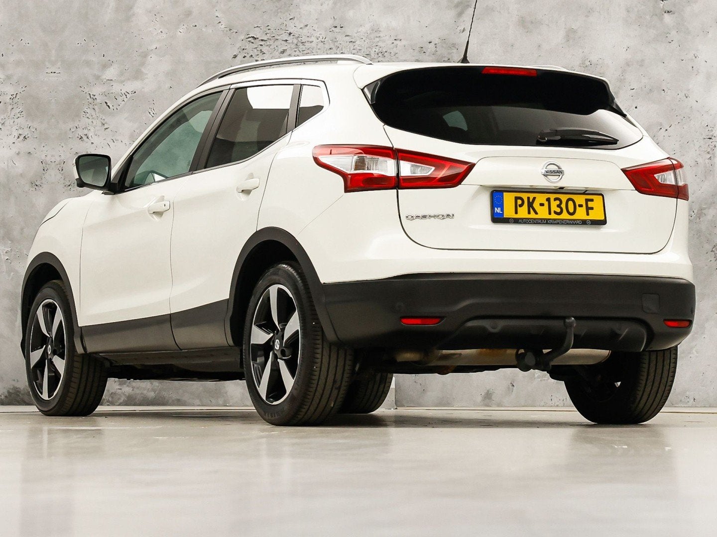 Nissan QASHQAI 1.2 N-Connecta (PANORAMADAK, NAVIGATIE, 360 C, Auto's, Voorwielaandrijving, 12 maanden, Stof, Gebruikt