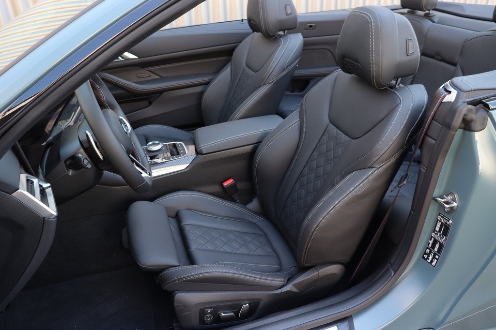 BMW 4 Serie Cabrio M440i xDrive High Executive Automaat / Ai, Auto's, BMW, 4-Serie, 4 stoelen, Bedrijf, Vierwielaandrijving