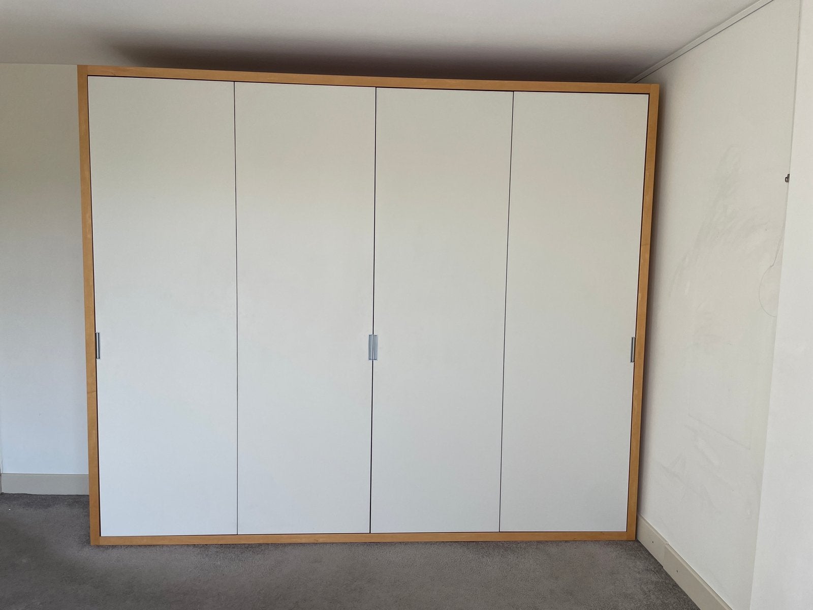 Robuuste grote kledingkast, Ophalen, 200 cm of meer, Zo goed als nieuw, 200 cm of meer