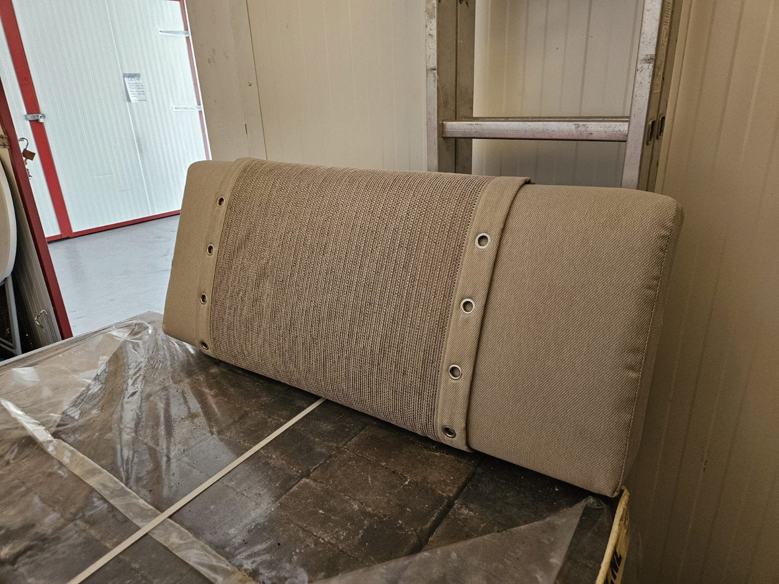 2 nieuwe caravan rug kussens voor zithoek, Caravans en Kamperen, Ophalen, Nieuw, Campingstoel
