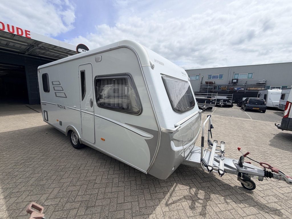 Eriba Nova 465 Luxe, Mover Fr bed, Bedrijf, Overige typen, 4 tot 5 meter, Schokbreker