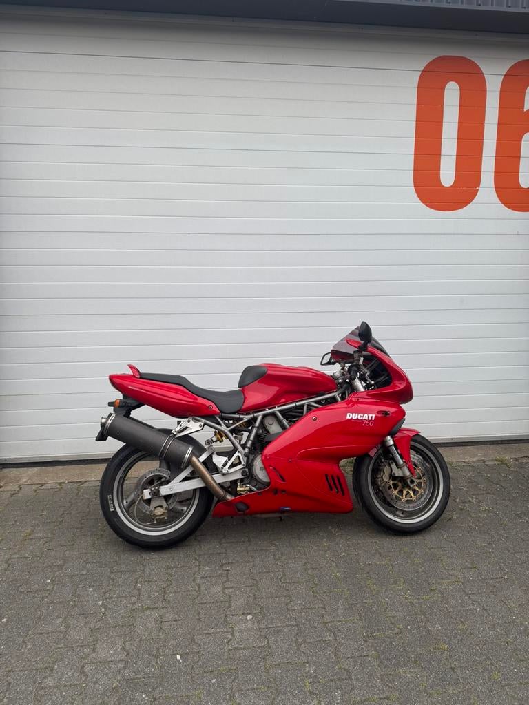 Ducati SS 750 Supersport V2 2003 59d km, 2 cilinders, Occasion, Motorrijbewijs A, Super Sport