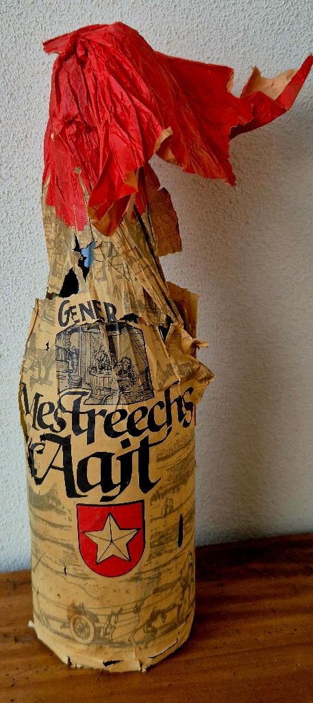 1985 oude volle 0,75 ltr bier fles MESTREECHS Aajt GULPEN, Ophalen of Verzenden, Zo goed als nieuw, Flesje(s), Gulpener