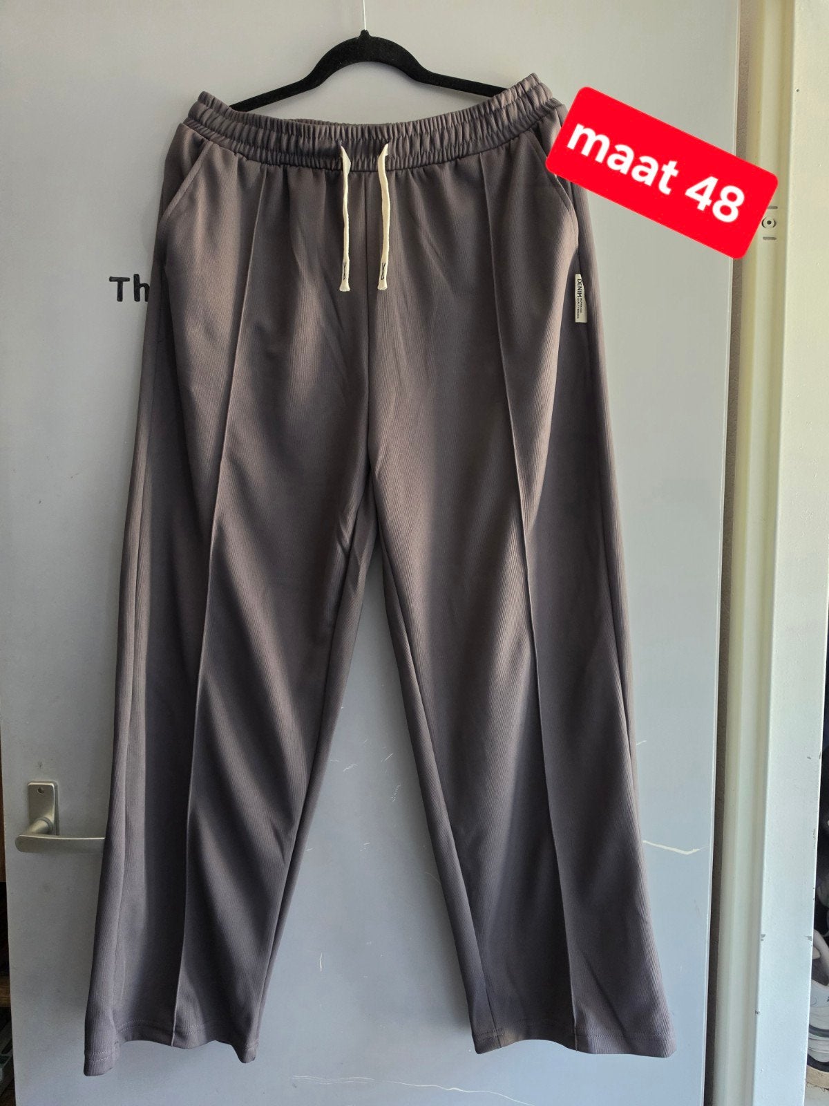 maat 48, Ophalen of Verzenden, Zo goed als nieuw, Zwart, Broek of Spijkerbroek