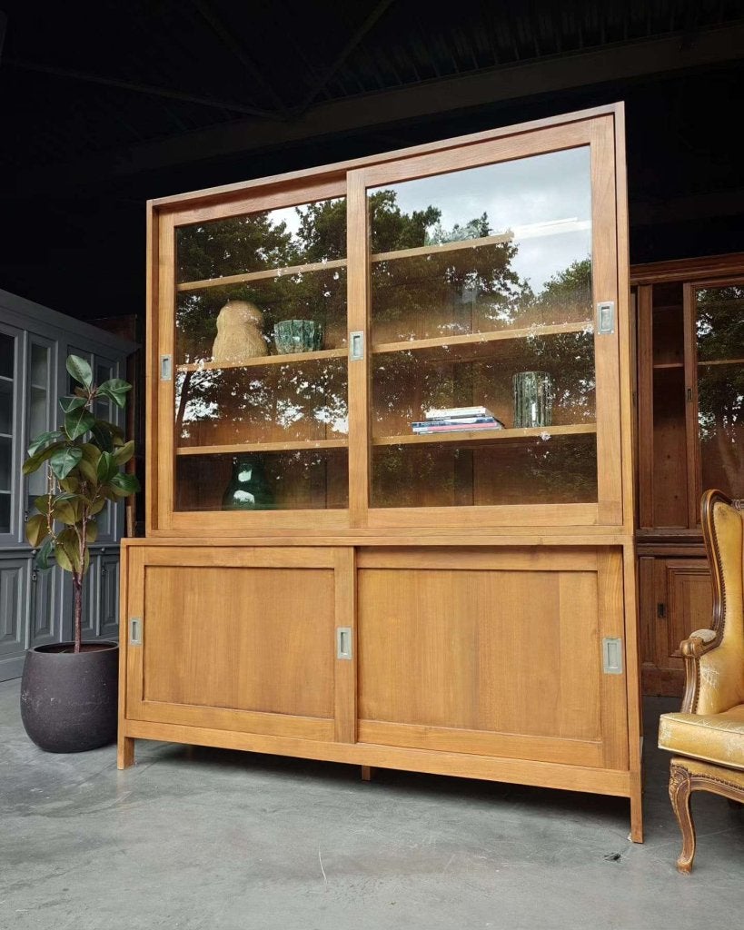 Prachtige teakhouten schoolkast | strakke buffetkast #8403
