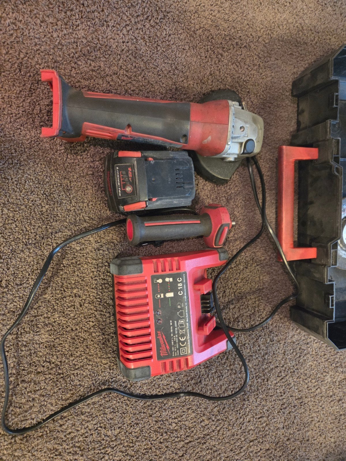 Milwaukee HD 18 AG haakse slijper met accu, lader en koffer, Ophalen of Verzenden, Gebruikt, Haakse slijper, Milwaukee