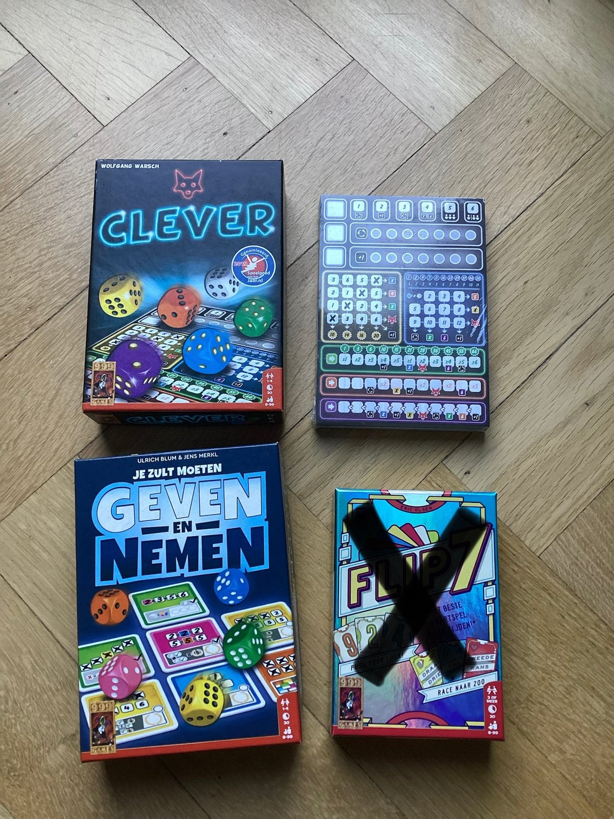 Clever, Geven en nemen, Flip 7, gezelschapsspellen, Ophalen of Verzenden, Zo goed als nieuw