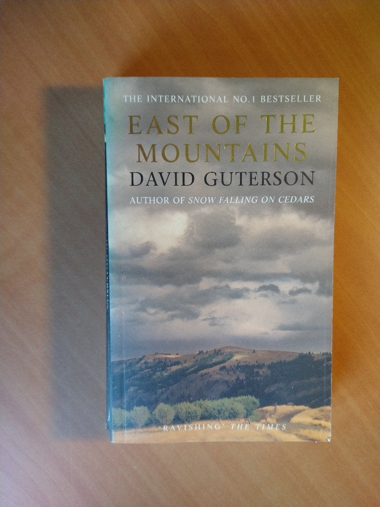 Guterson, David. East of the mountains, Boeken, Ophalen of Verzenden, Gelezen