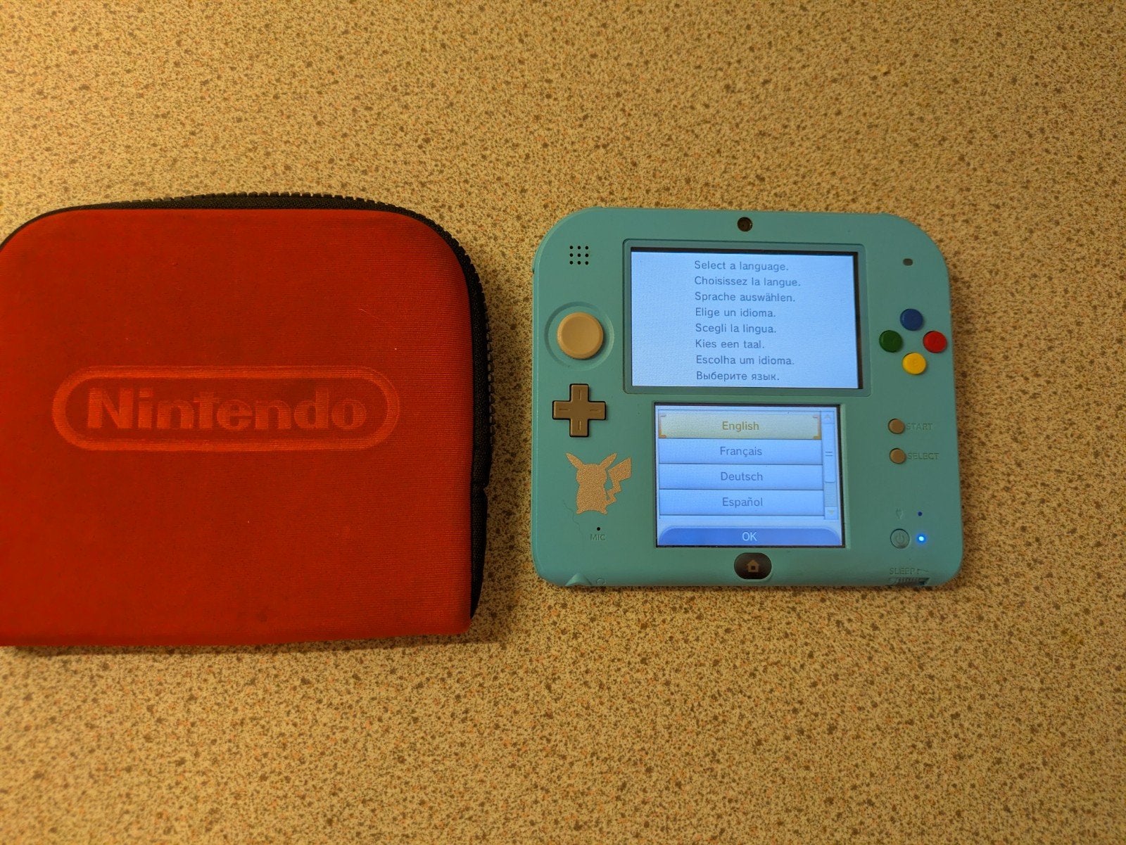 Pokemon Moon editie Nintende 2DS, Spelcomputers en Games, Spelcomputers | Nintendo 2DS en 3DS, Ophalen, Gebruikt, Blauw, 2DS