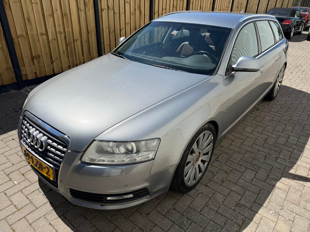 Audi A6 2.8 FSI Multitronic | Car play | Trekhaak | cruise, Auto's, Euro 5, Metallic lak, 93 €/maand, 1630 kg