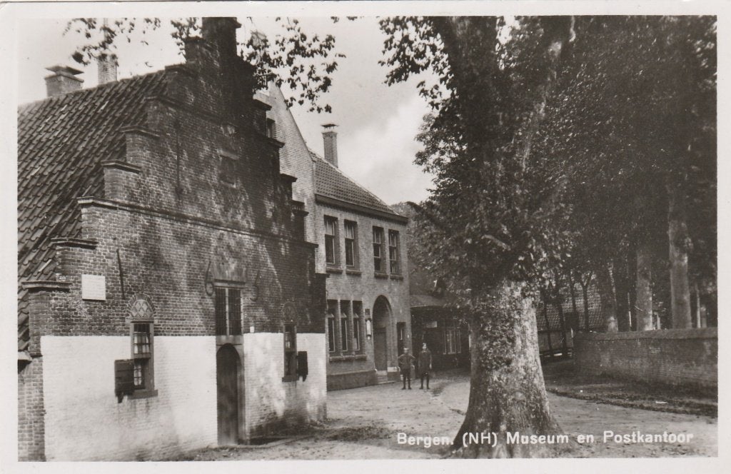 bergen- museum en postkantoor, Ophalen of Verzenden, Voor 1920, Noord-Holland