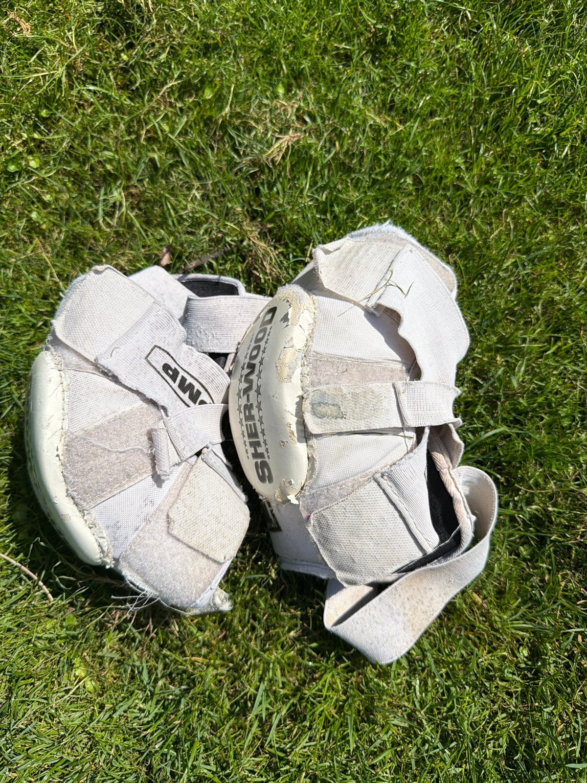 Elleboogbeschermers hockey keeper - Gebruikt maar functionee, Sport en Fitness, Hockey, Ophalen of Verzenden, Gebruikt, Overige typen