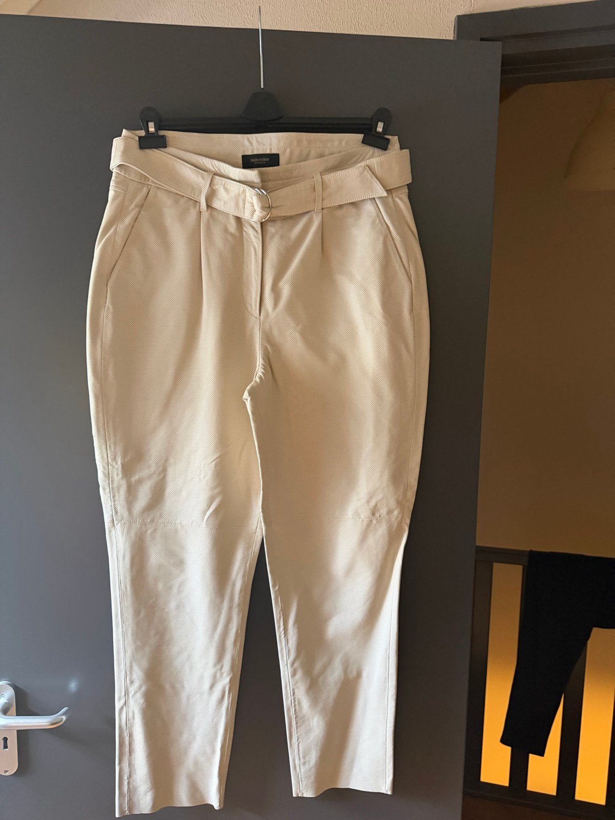 Claudia Sträter echt leren broek maat 40 beige, Maat 38/40 (M), Beige, Ophalen of Verzenden, Zo goed als nieuw
