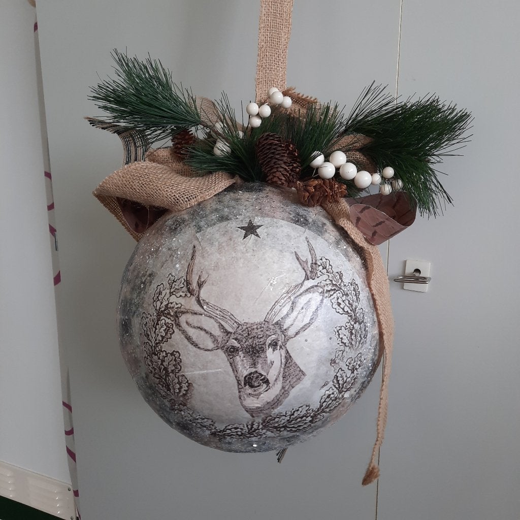 Hangende kerstbal met hert, Ophalen of Verzenden, Zo goed als nieuw