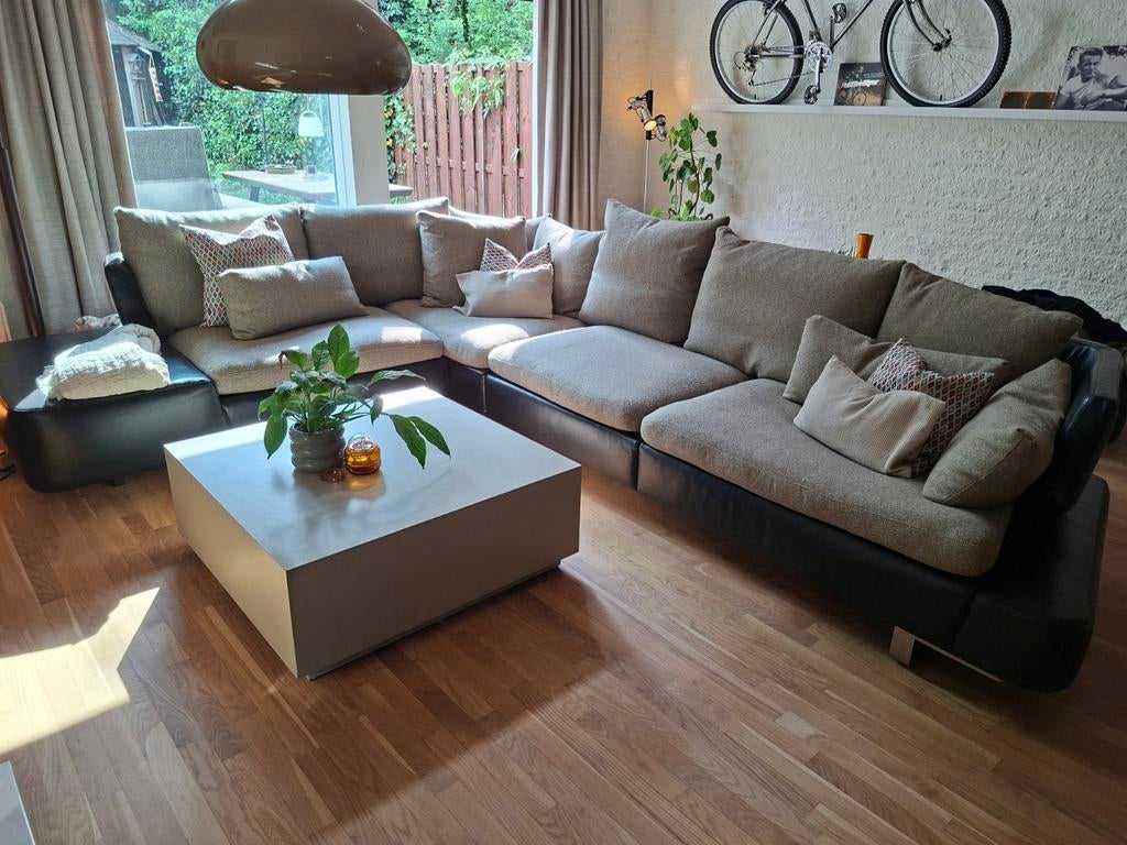 Natuzzi Opus Vintage Hoekbank Zwart Leer & Grijs/Beige Stof, Ophalen, Vintage, Modern, Klassiek, Hoekbank, 300 cm of meer