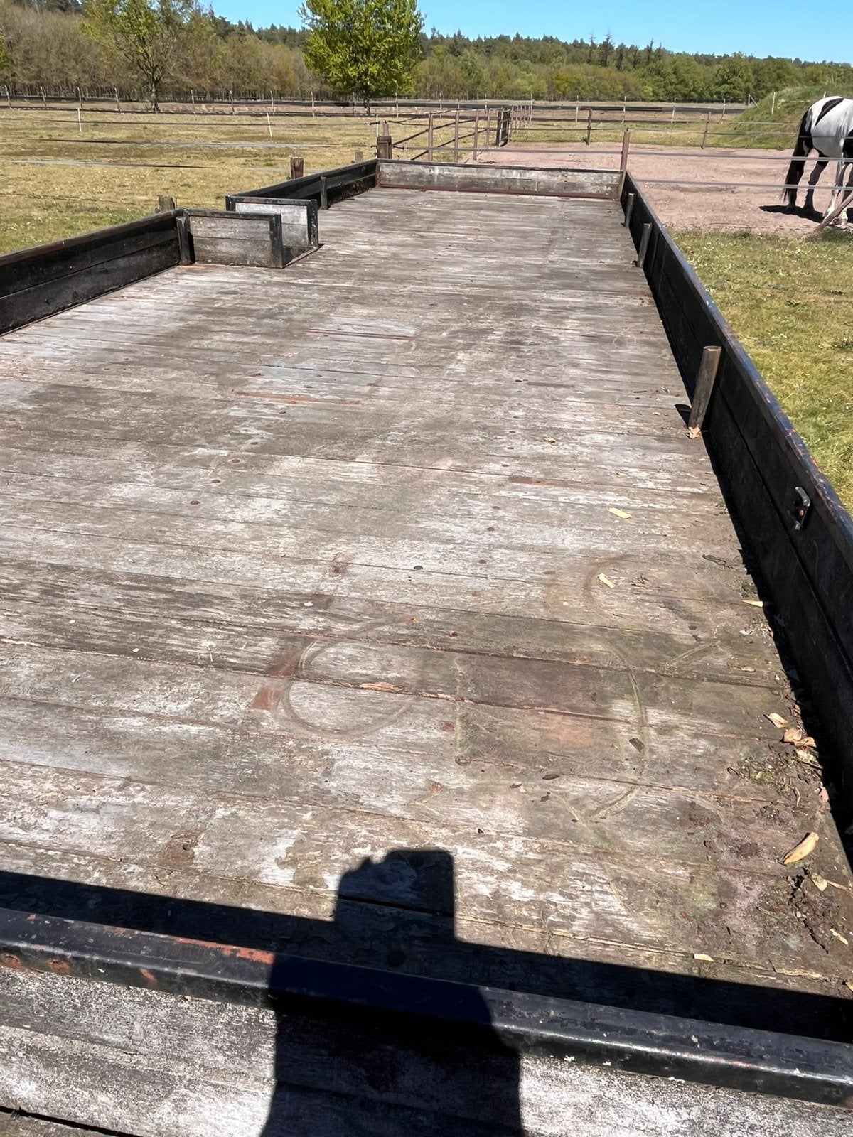 Grote platte wagen voor onderdelen: hardhout en oud ijzer, Ophalen, Gebruikt, 250 tot 300 cm, Plank