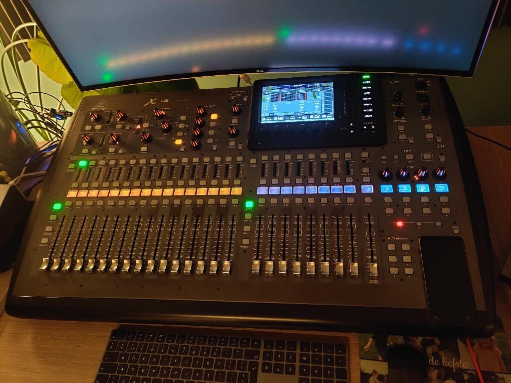 Behringer x32 Full Size incl. Flightcase, Ophalen, Gebruikt, 20 kanalen of meer