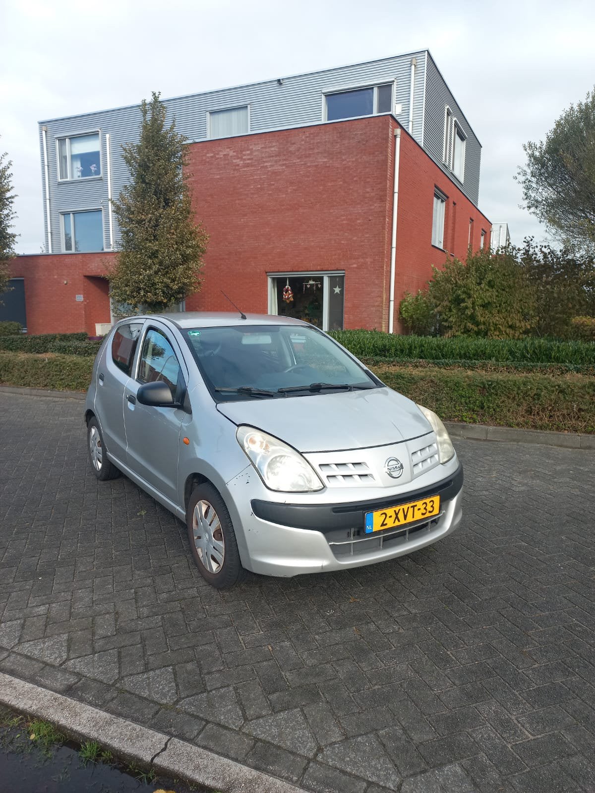 Nissan Pixo 1.0 50KW 5D 2009 Grijs apk aug 2027, Auto's, Voorwielaandrijving, 200 kg, 4 stoelen, Elektrische ramen