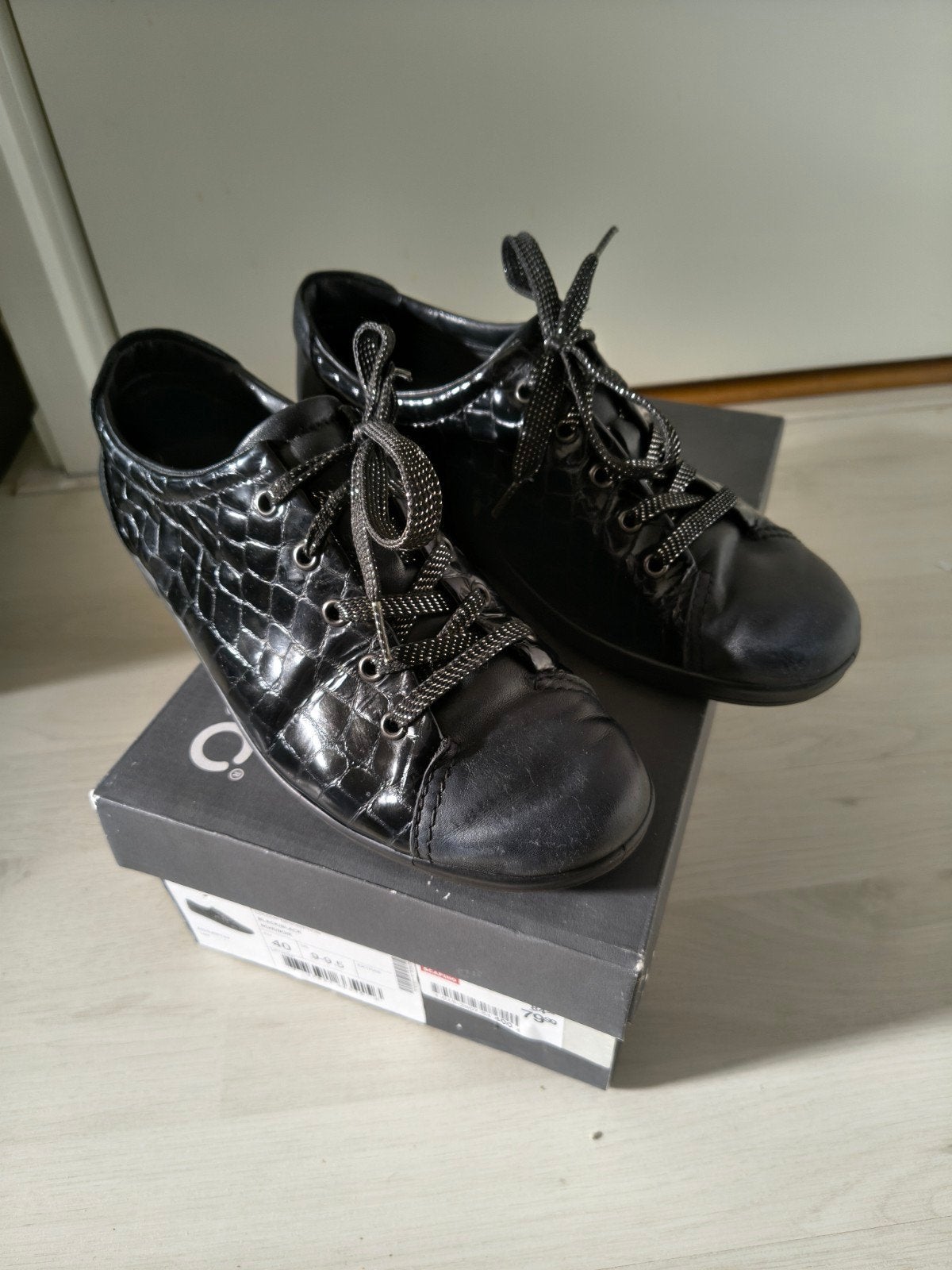 Ecco sneakers zwart met lak-leer maat 40, Ophalen of Verzenden, Zo goed als nieuw, Zwart, Sneakers of Gympen