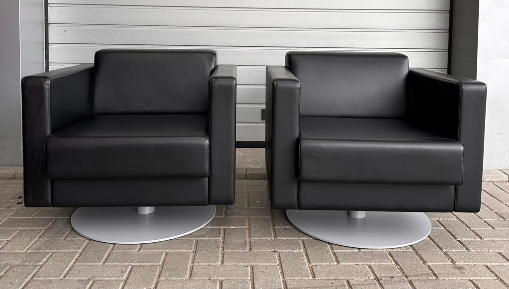 2 Poltrona Frau design fauteuils, Ophalen, Zo goed als nieuw, 50 tot 75 cm, Leer
